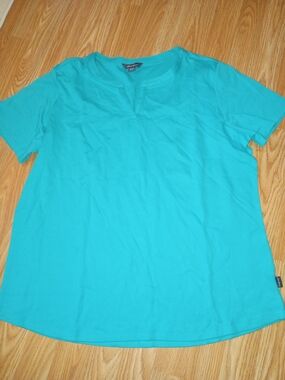 Eddie Bauer Teal Short Sleeve Notched Neck Tee